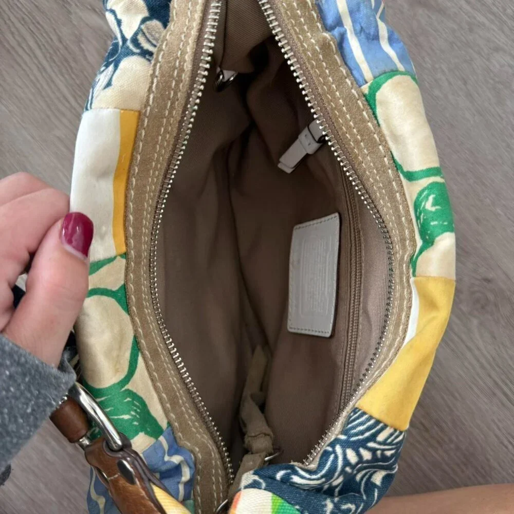 Vintage Coach Multicolor Patchwork Hobo Bag – Style No. M0673-10441